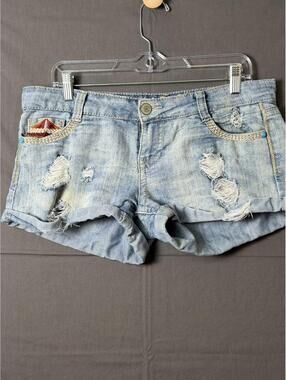 7/8 Rue21 Distressed Denim Shorts Embroidered Pockets Rolled Hem Blue
